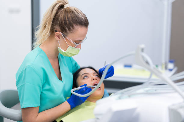 Best Emergency Dentist for Knocked-Out Tooth in Silver Lake, OH